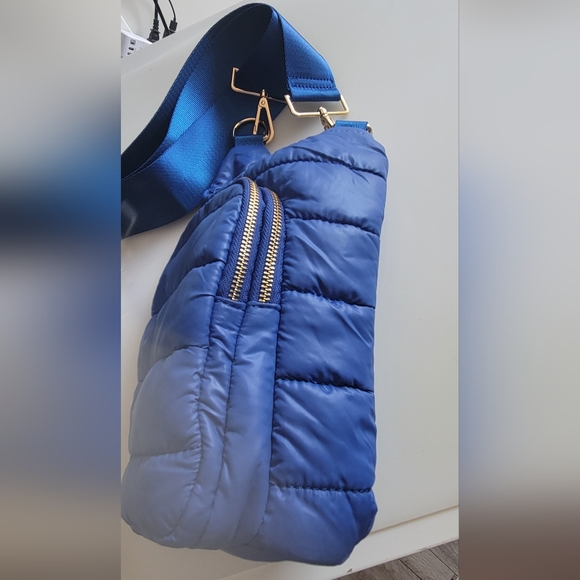 WanderFull® Original HydroBag® Collection, Water Bottle Holder Blue - Picture 2 of 16